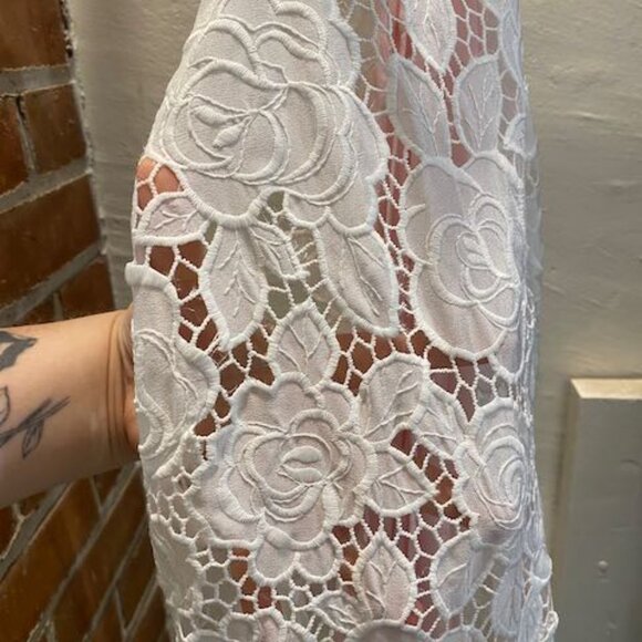 Astoria Lace Maxi Dress - Picture 5 of 10